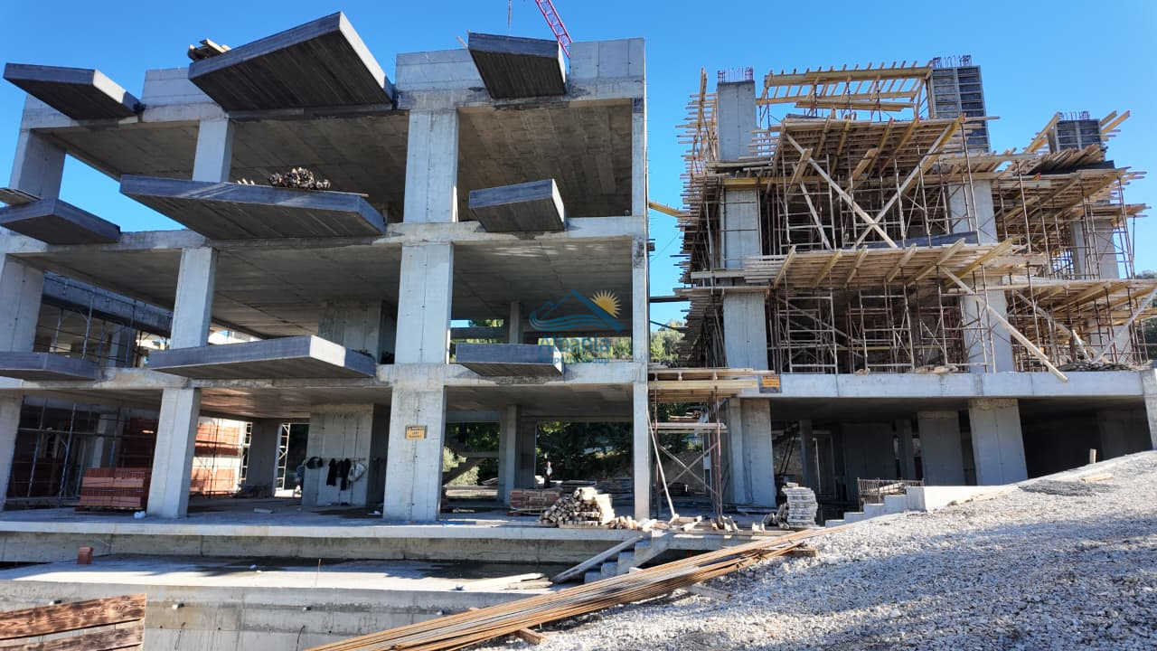 Immobili In Vendita A Valona In Albania, In Costruzione Con Vista Mare